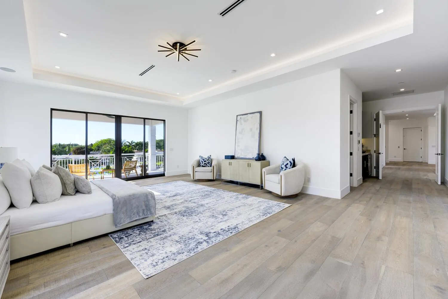 2408 Azure Circle