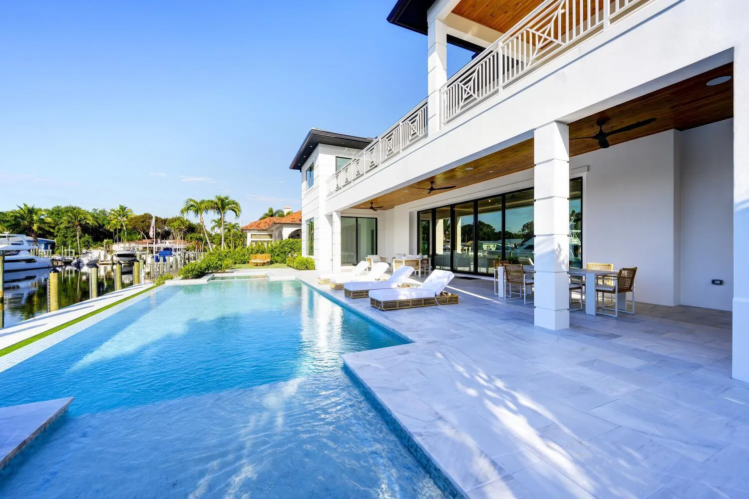 2408 Azure Circle