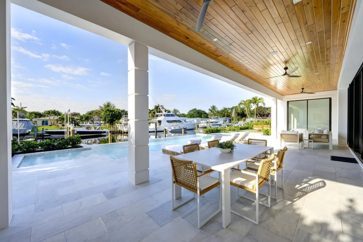 2408 Azure Circle