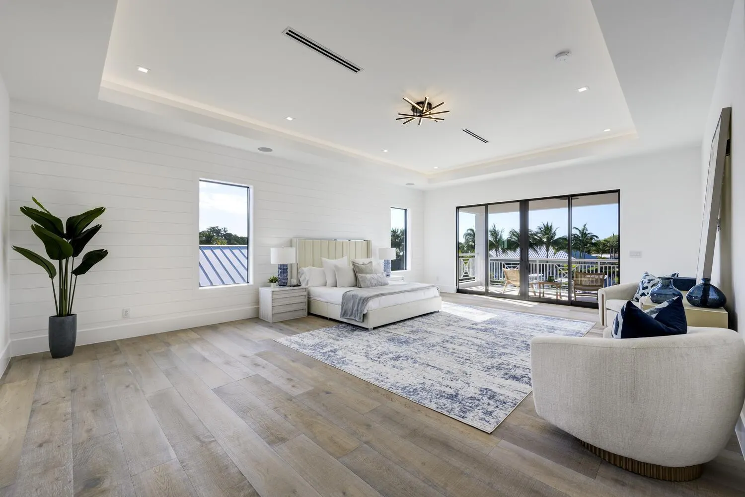 2408 Azure Circle