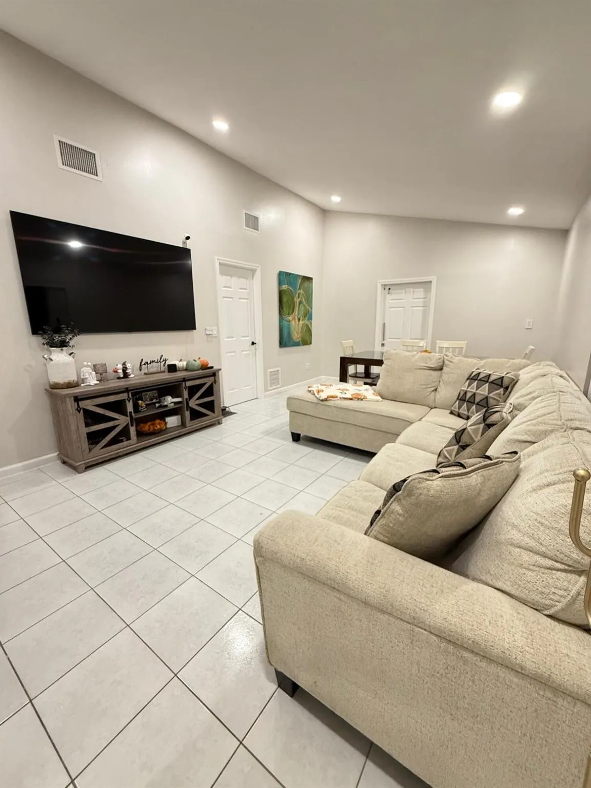 4840 Paulie Court