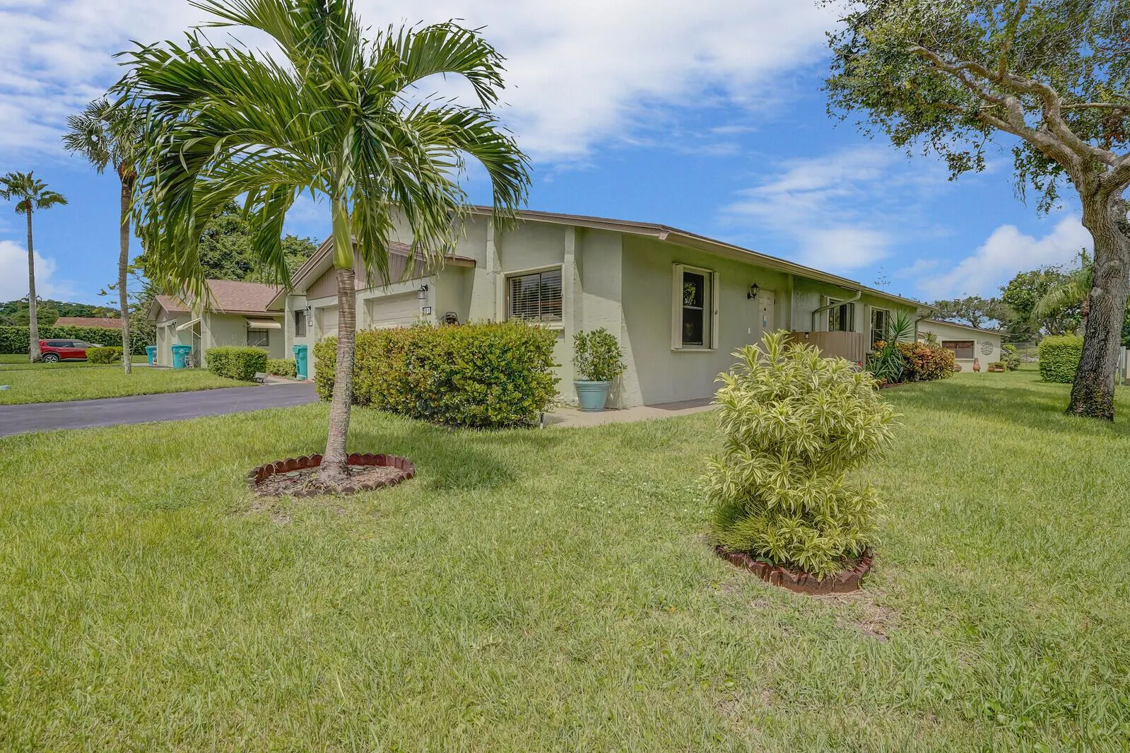 1737 Palmland Drive