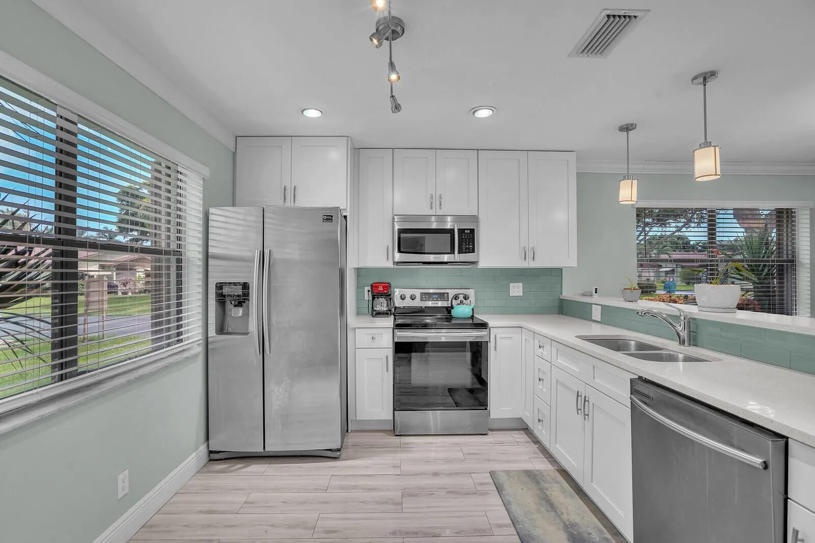 1737 Palmland Drive