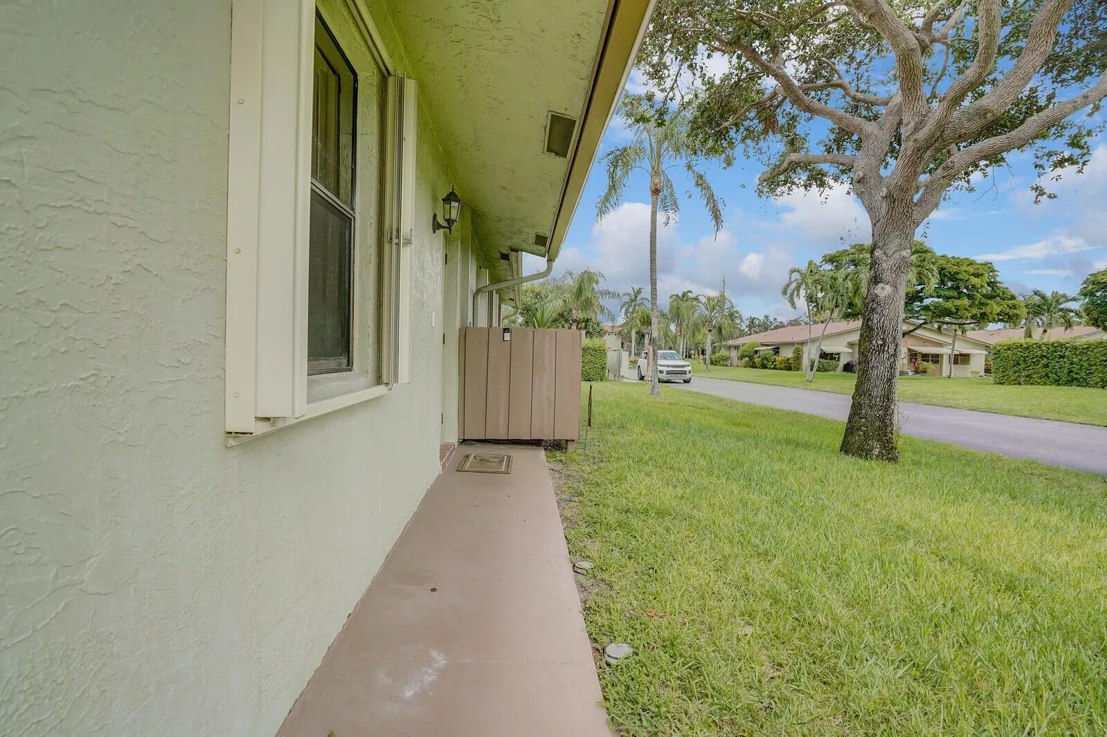 1737 Palmland Drive