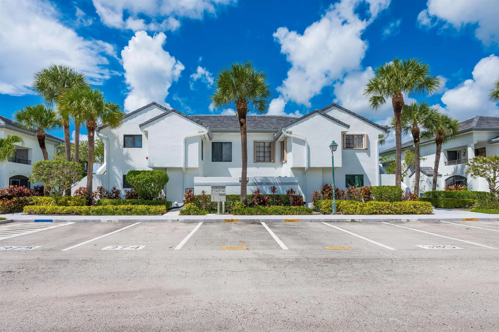 15695 Loch Maree Lane, #4502
