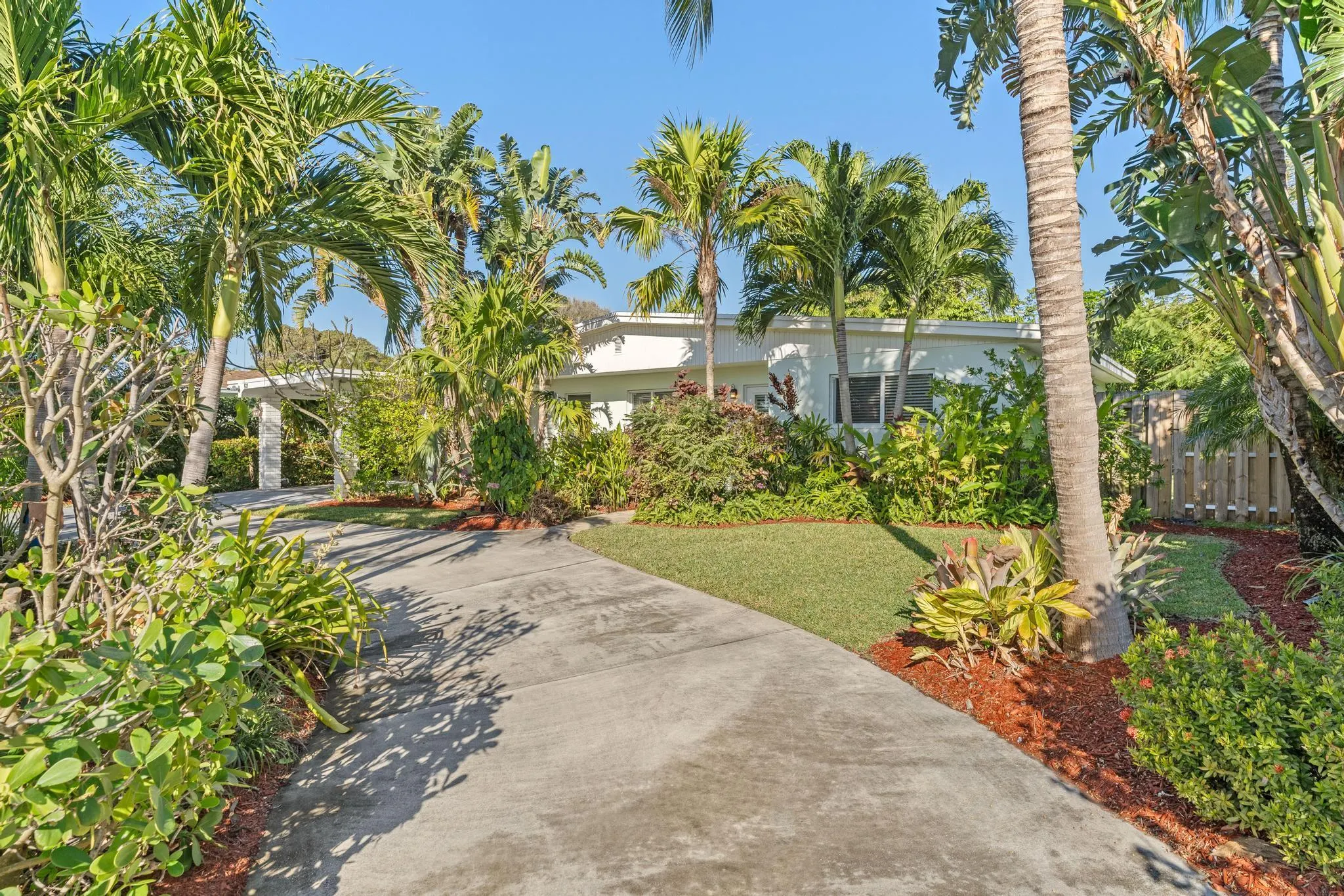 429 Inlet Road