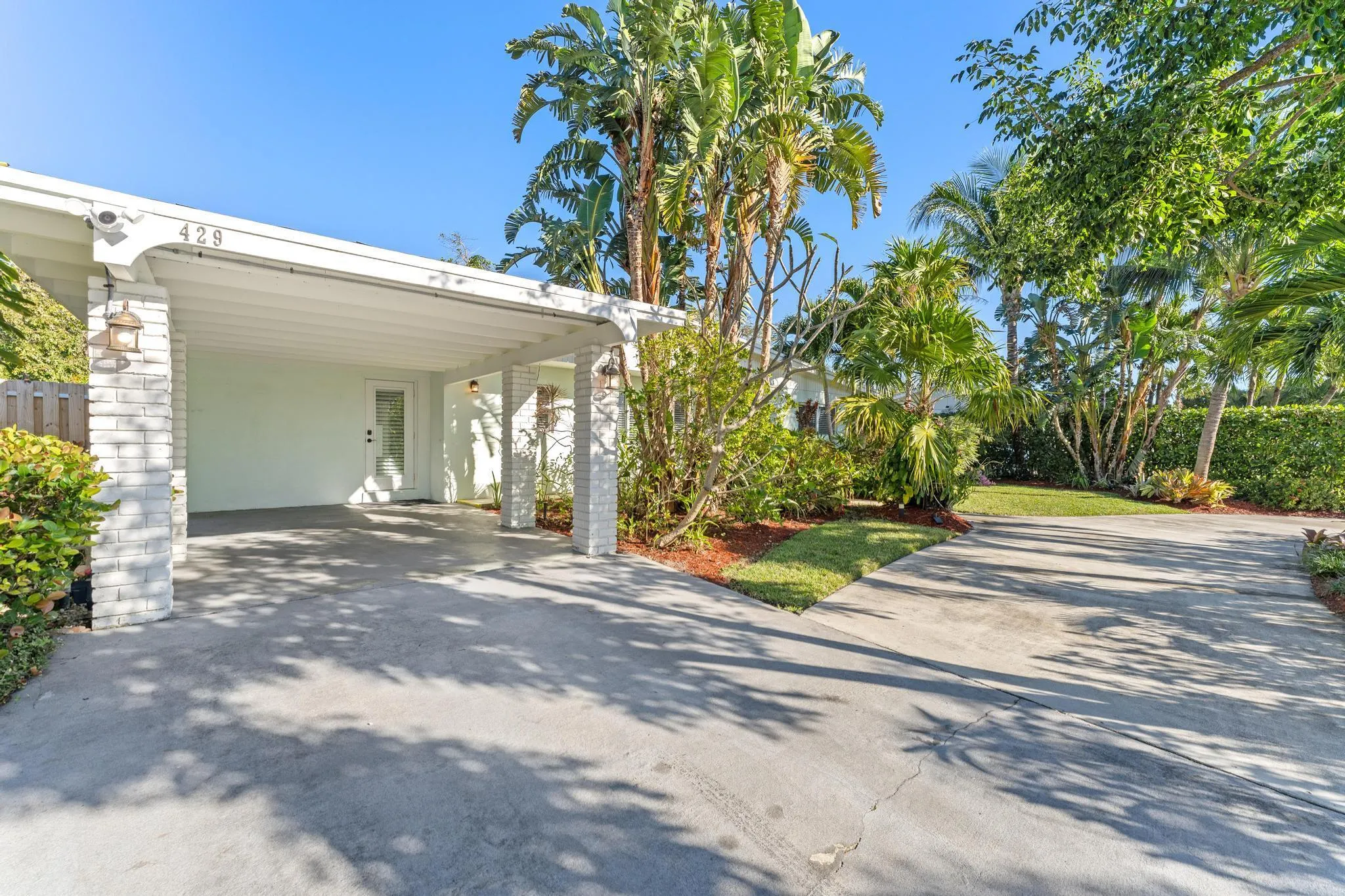 429 Inlet Road