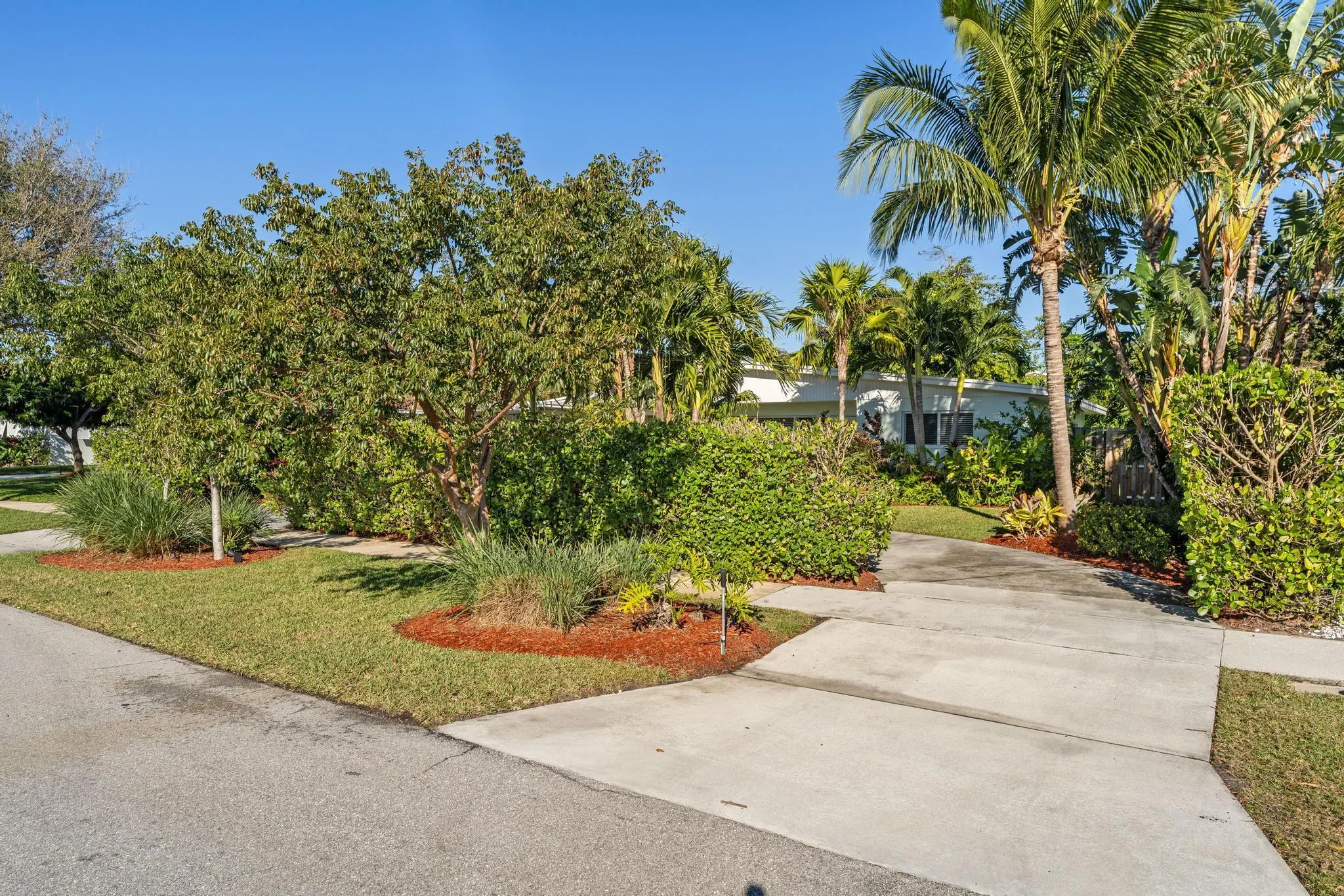 429 Inlet Road