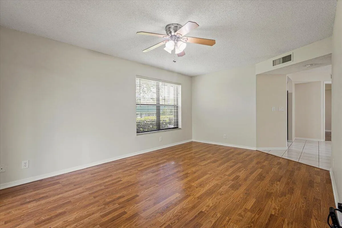 511 SW South River Drive, #103