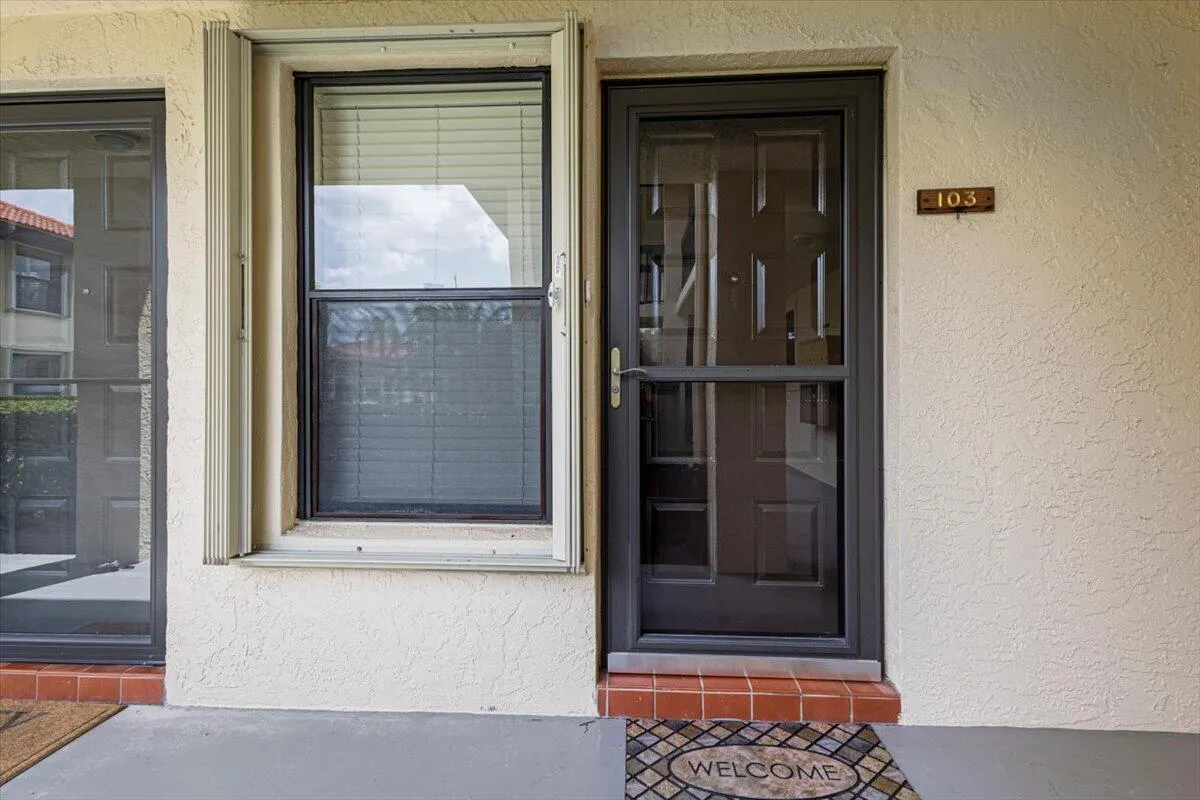 511 SW South River Drive, #103