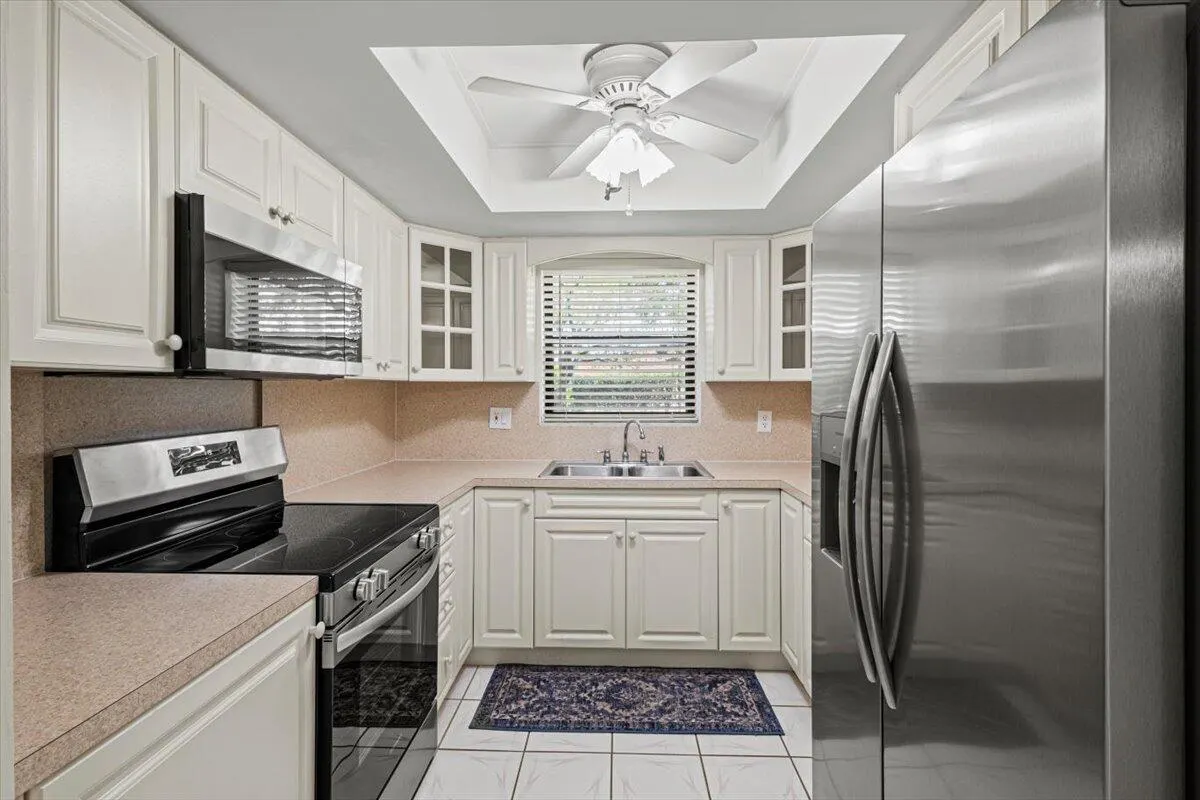 511 SW South River Drive, #103