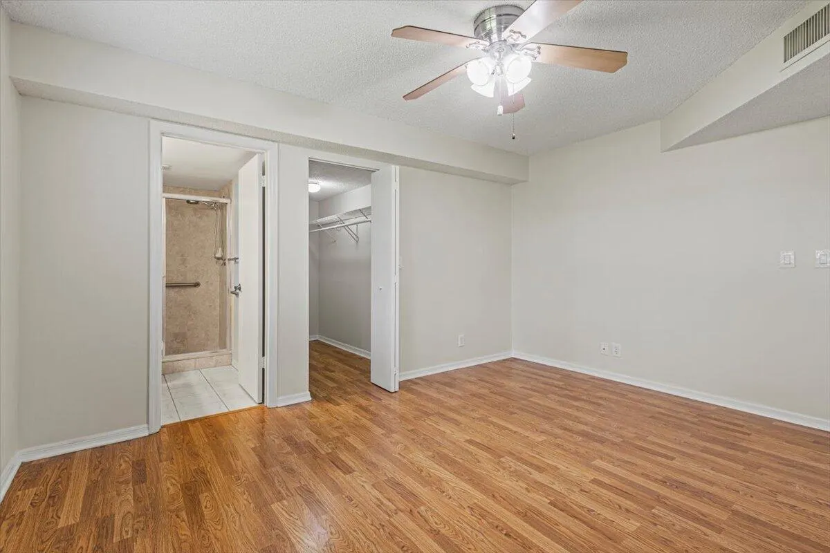 511 SW South River Drive, #103