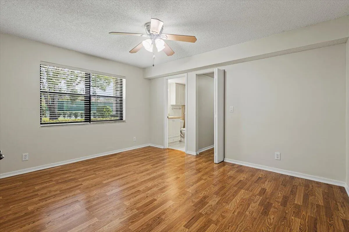 511 SW South River Drive, #103