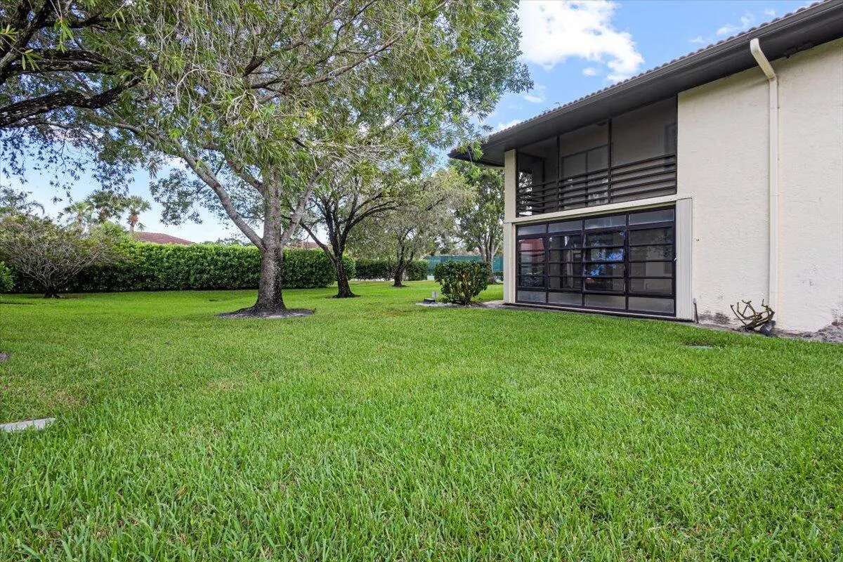 511 SW South River Drive, #103