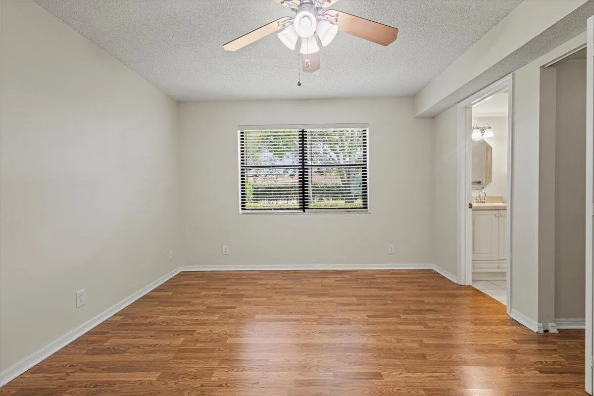511 SW South River Drive, #103