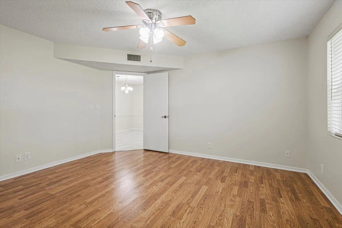 511 SW South River Drive, #103