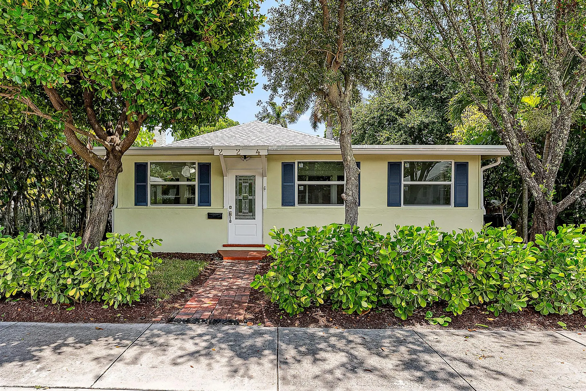224 N Ocean Breeze