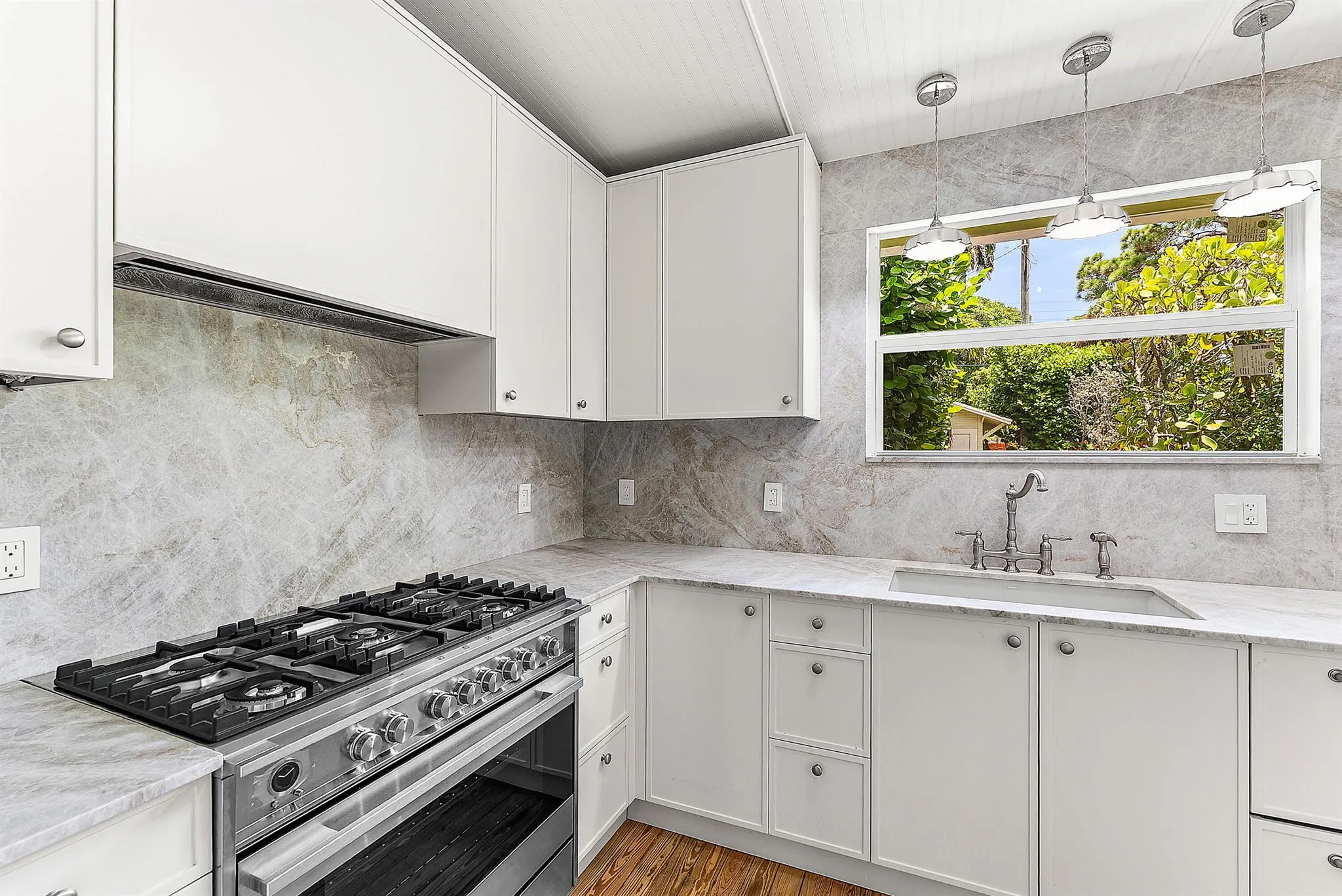 224 N Ocean Breeze