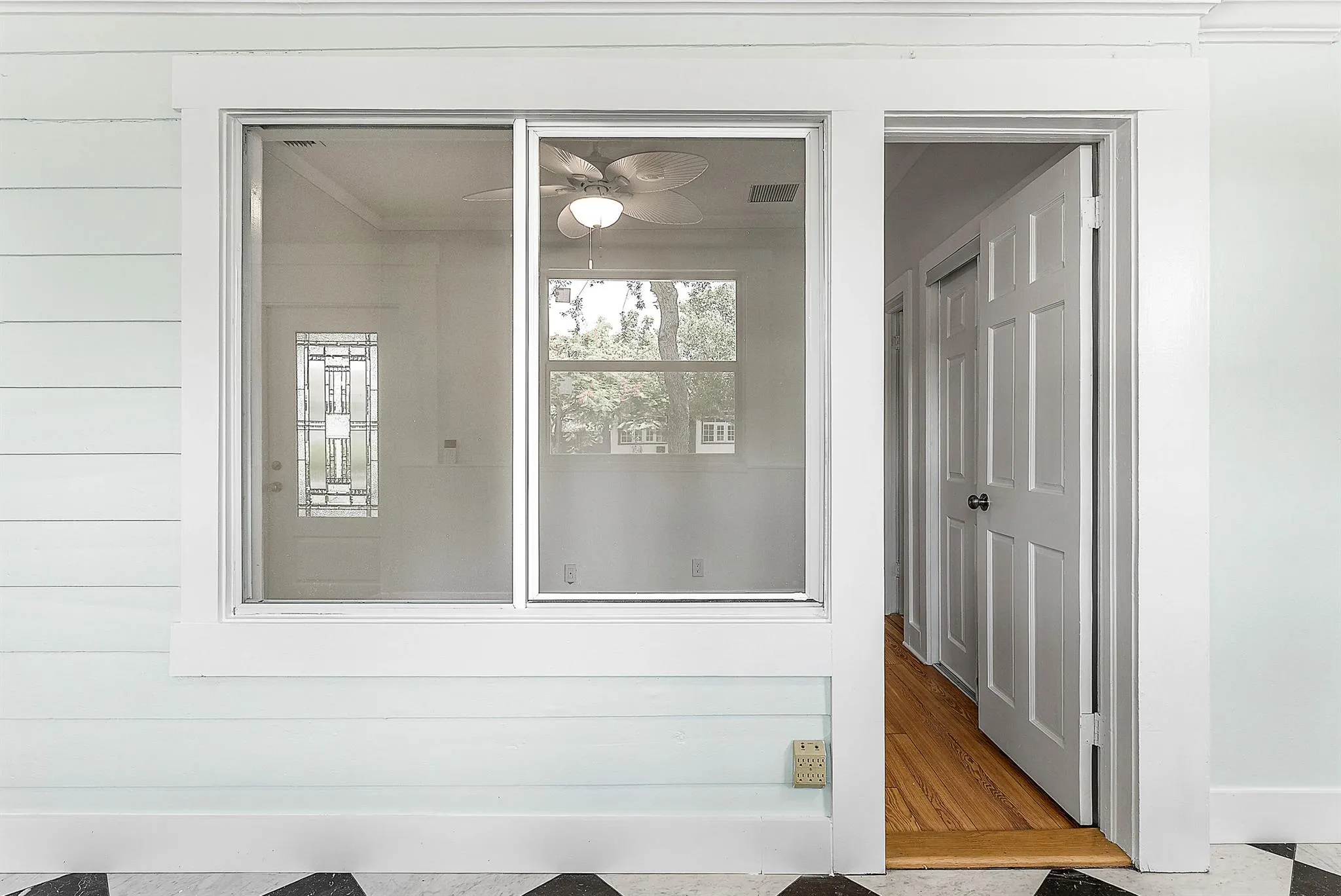 224 N Ocean Breeze