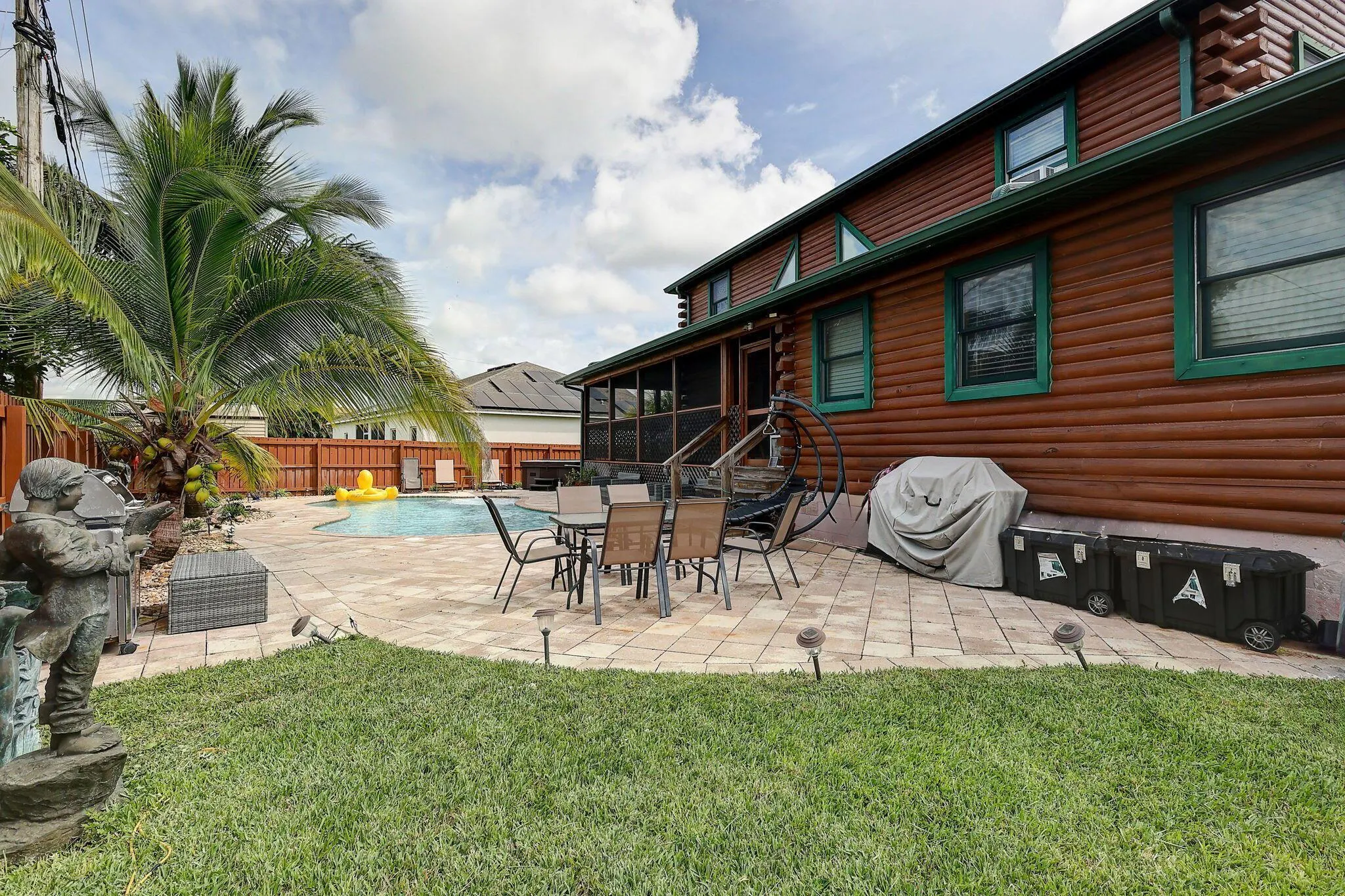 4550 SW Calloway Street