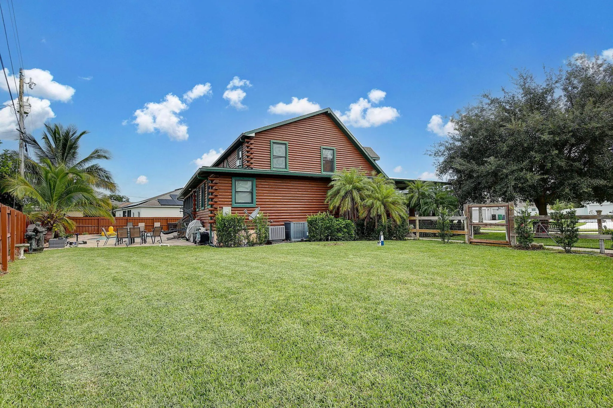 4550 SW Calloway Street