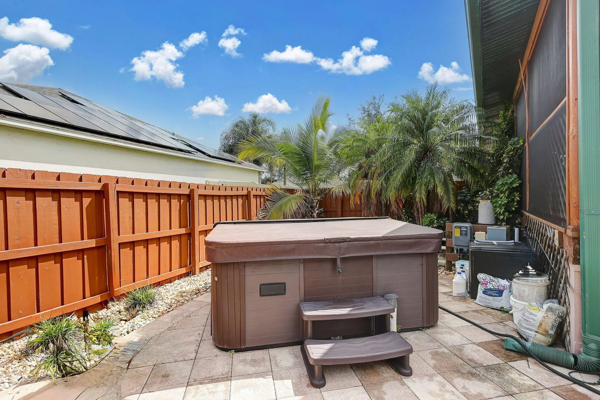 4550 SW Calloway Street