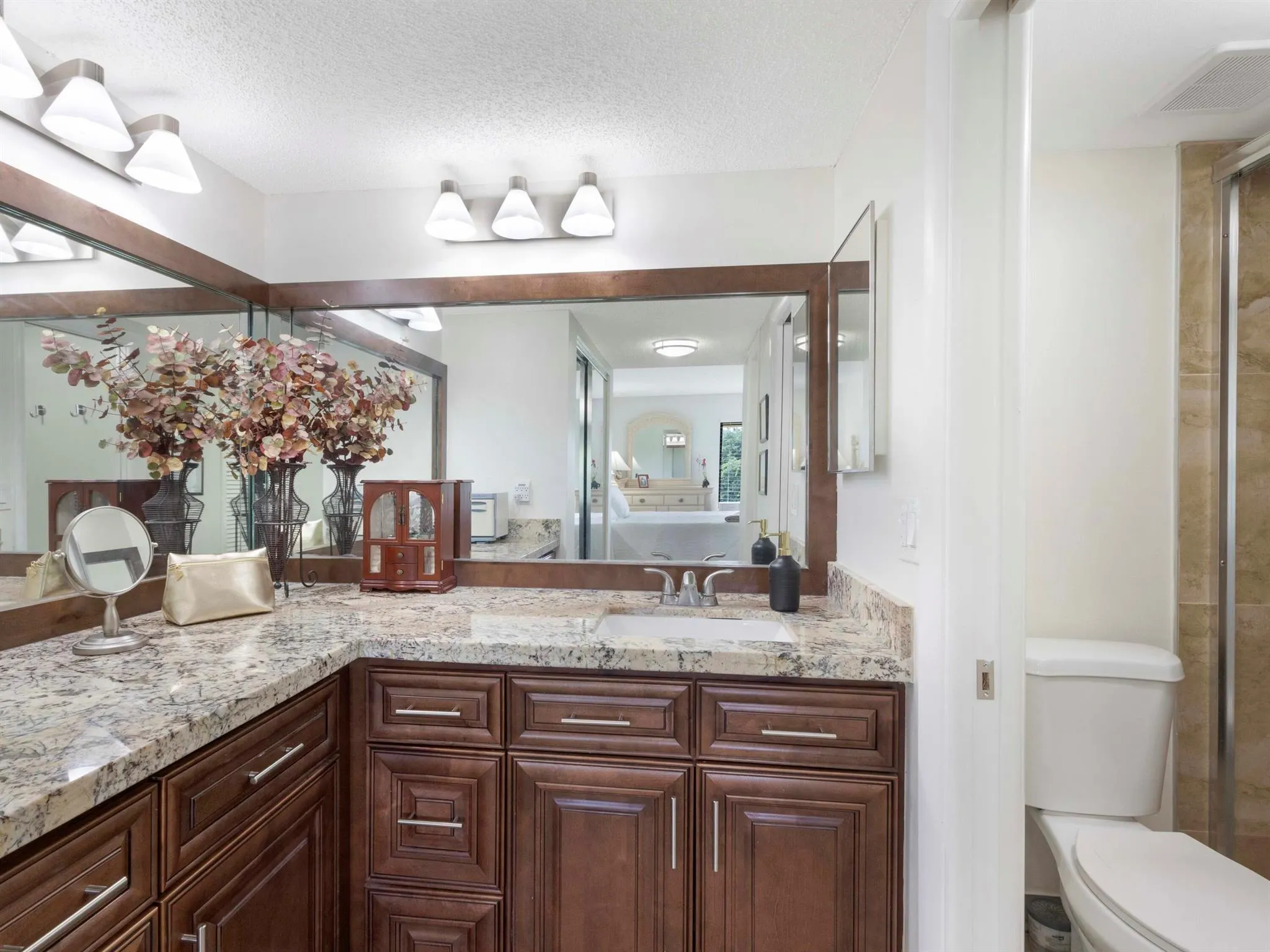 11090 Green Lake Drive, #201