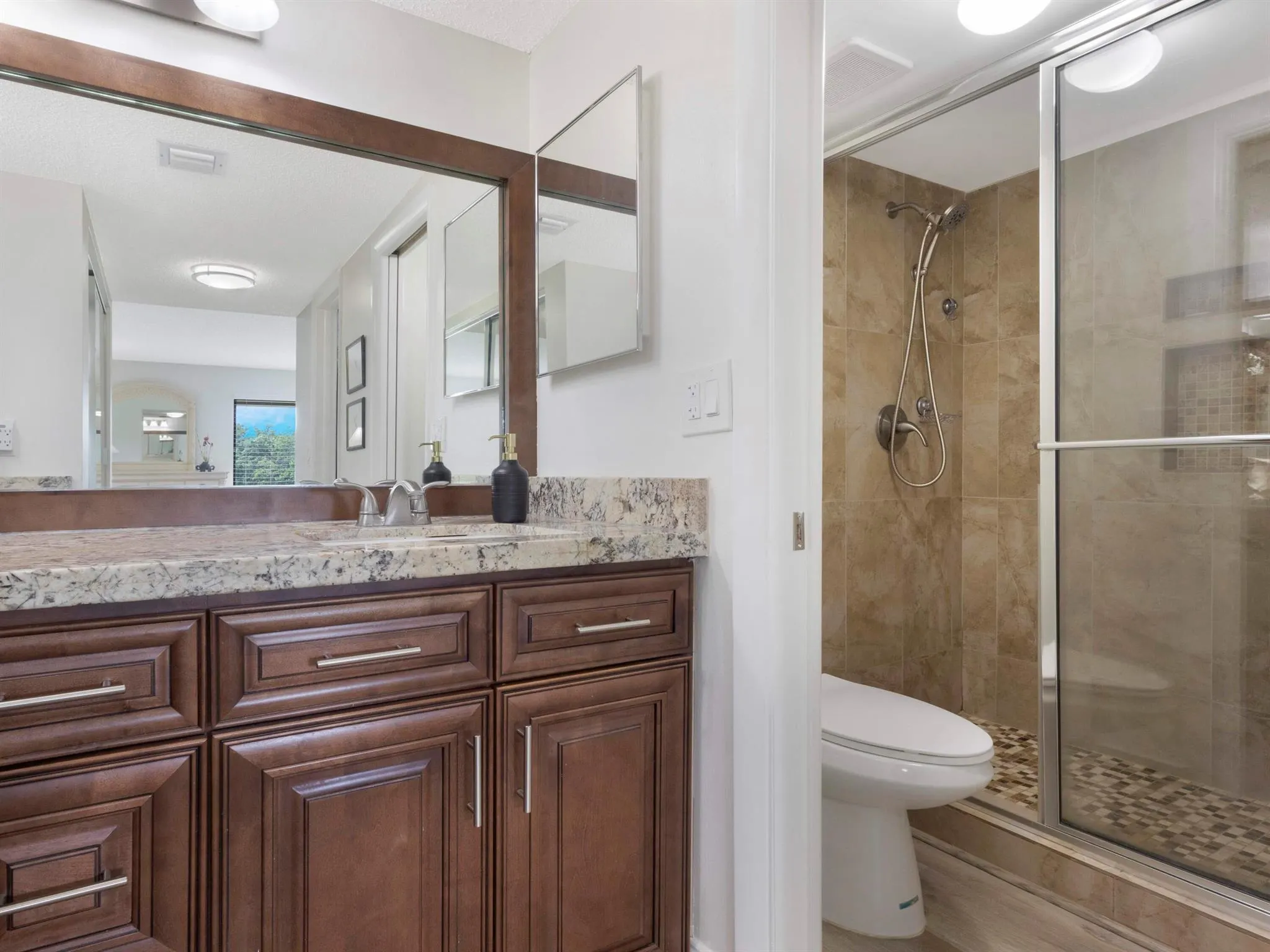 11090 Green Lake Drive, #201