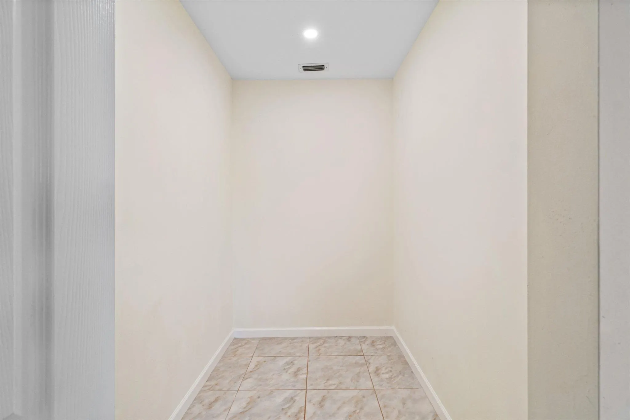 2640 Gately Drive W, #401