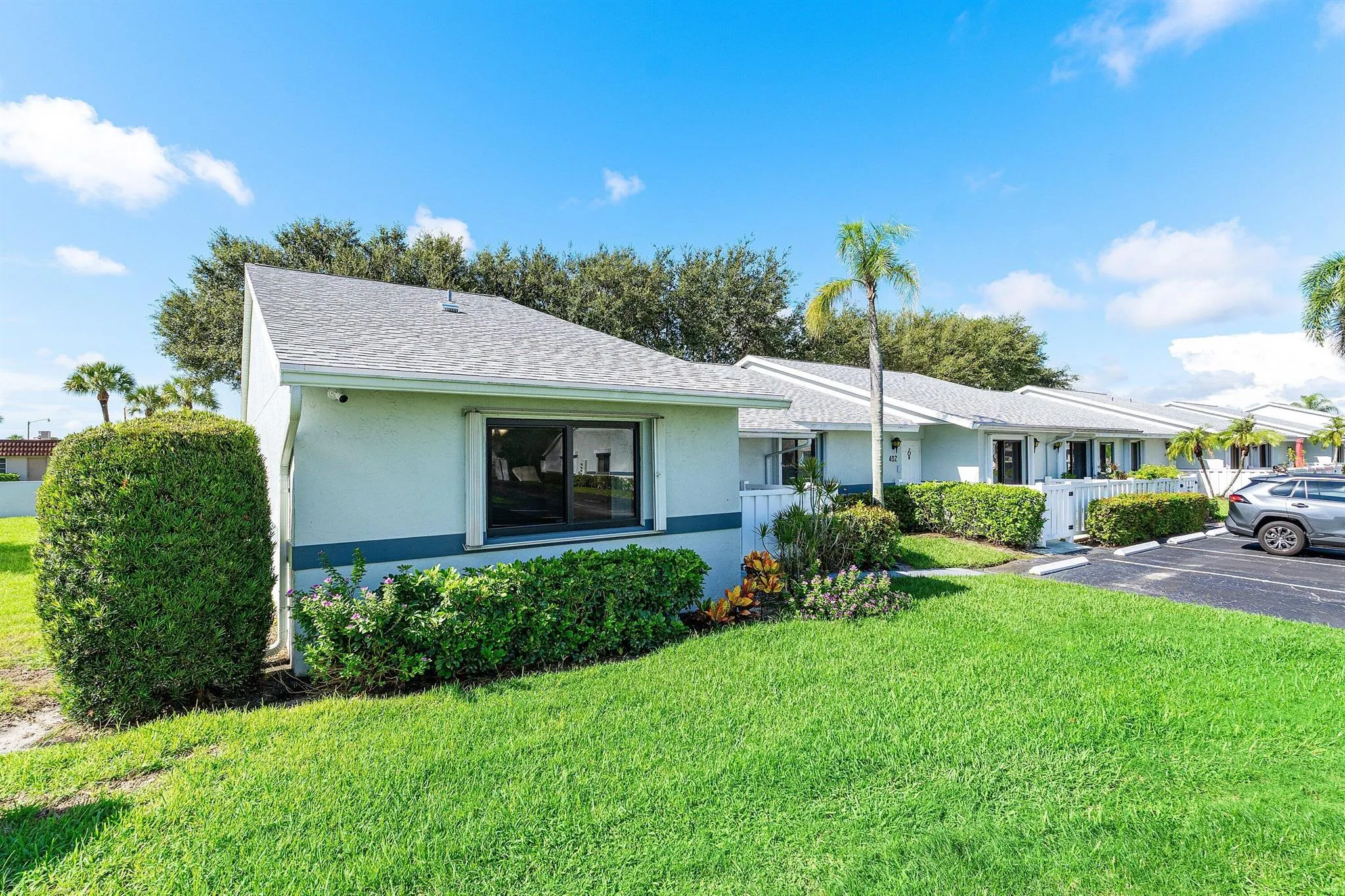 2640 Gately Drive W, #401
