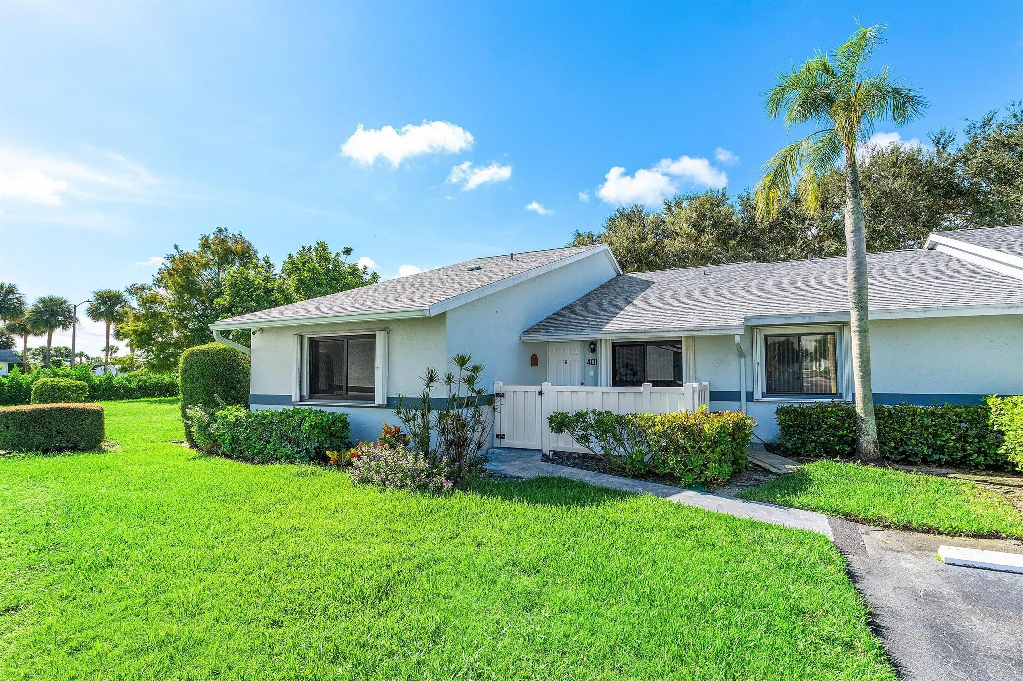2640 Gately Drive W, #401