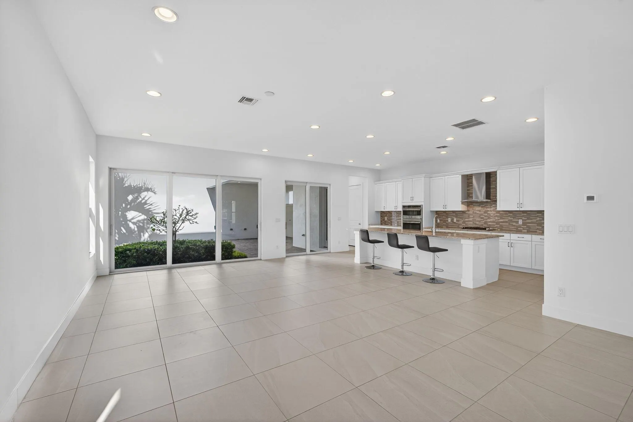7053 Edison Place