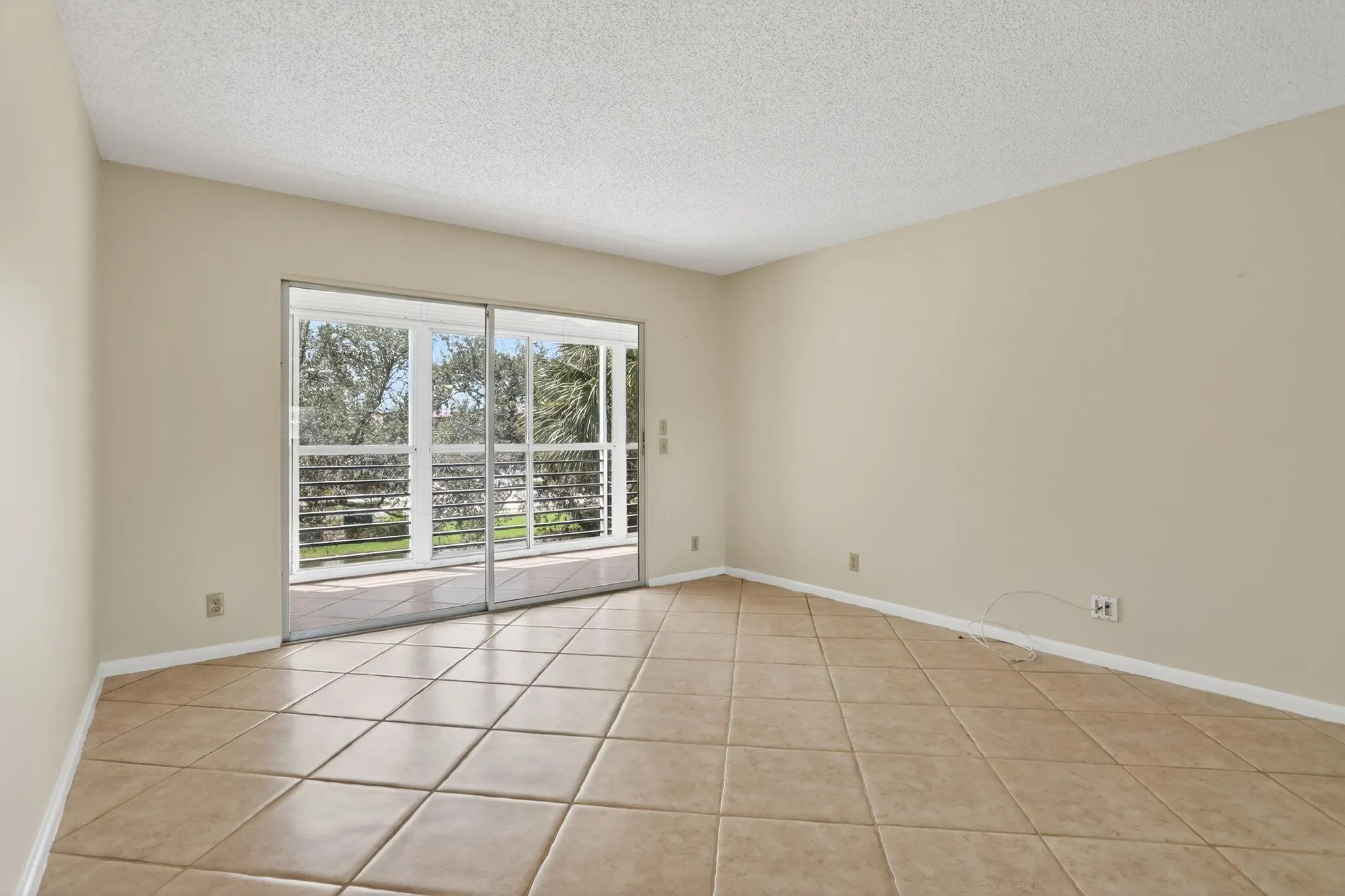 2006 Granada Drive, #O3