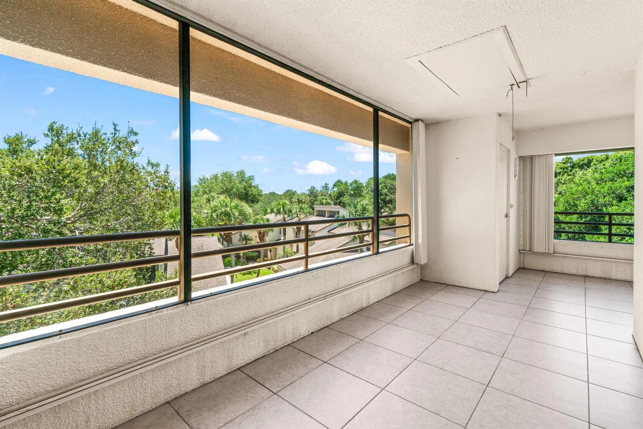 343 Oak Harbour Drive, #343
