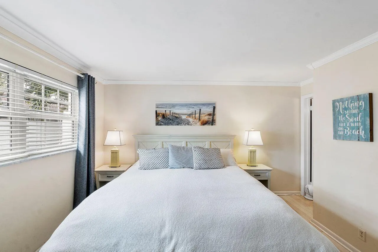 5505 N Ocean Blvd, #8-105