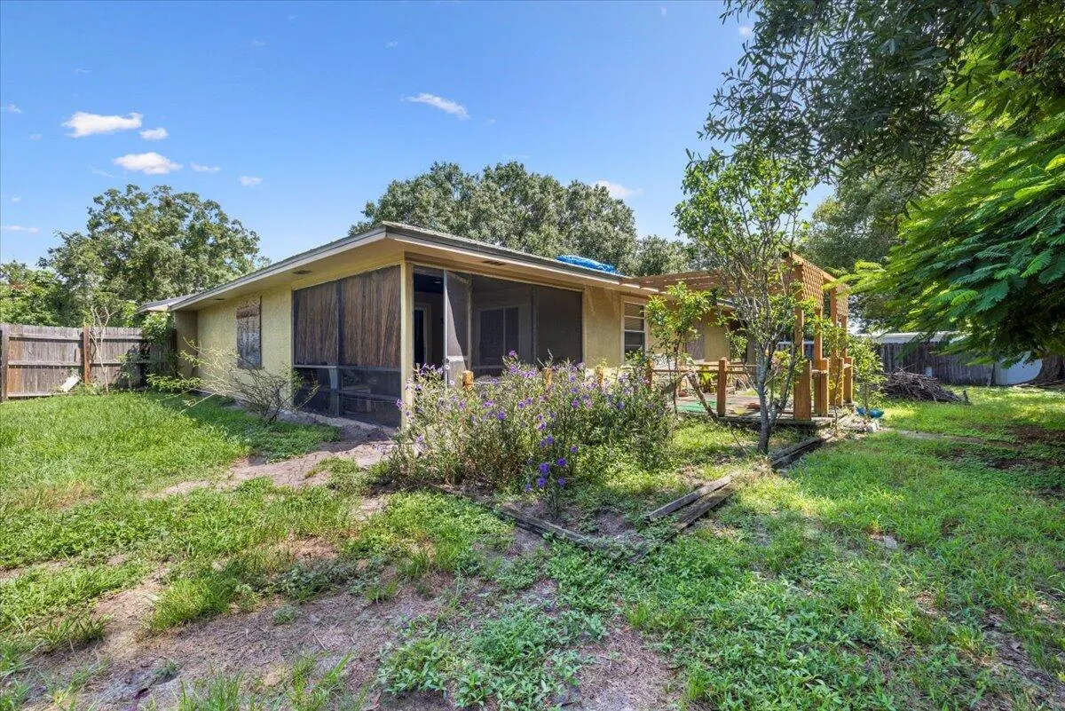 7409 Penny Lane