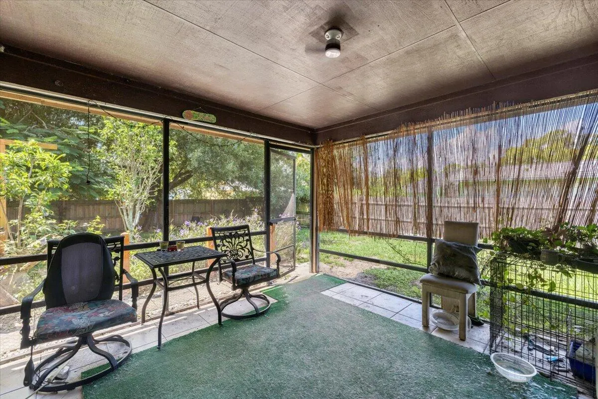 7409 Penny Lane