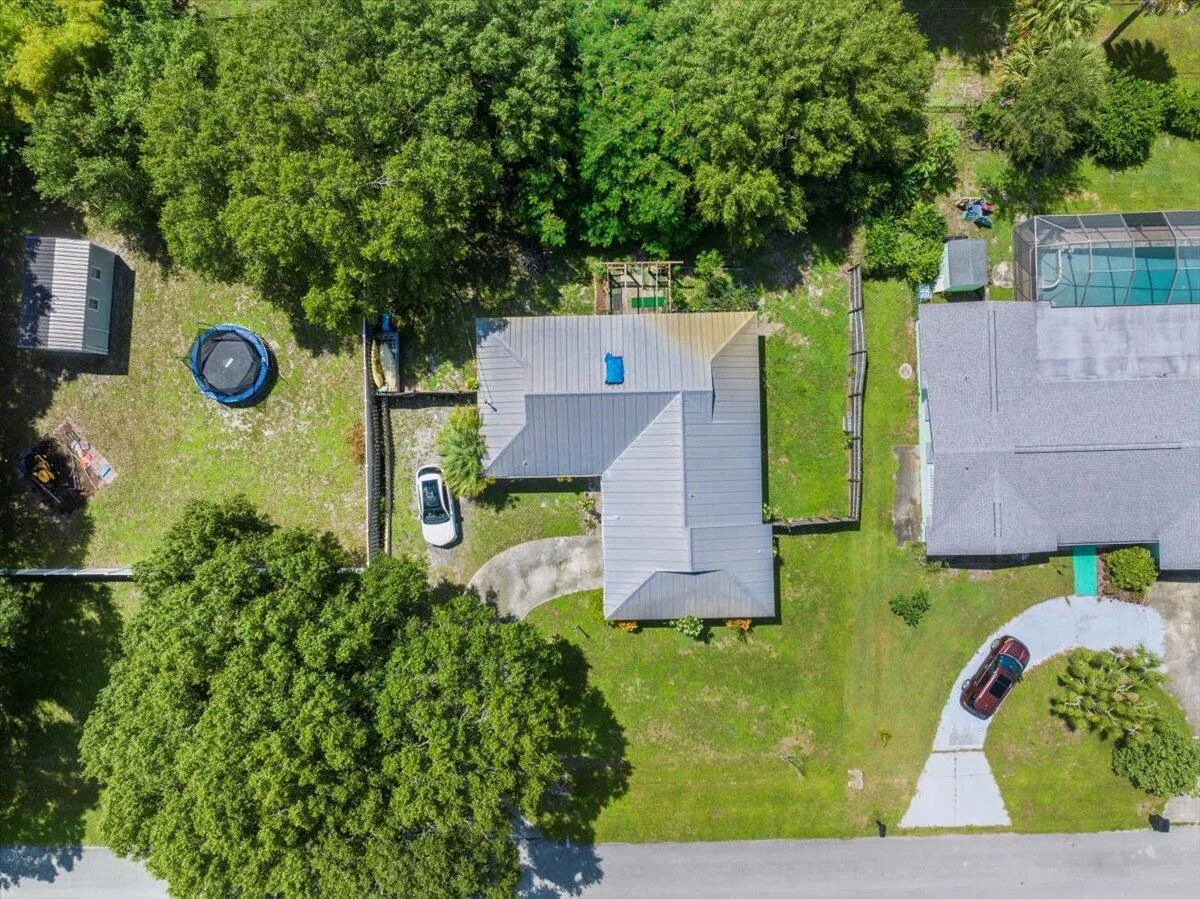 7409 Penny Lane