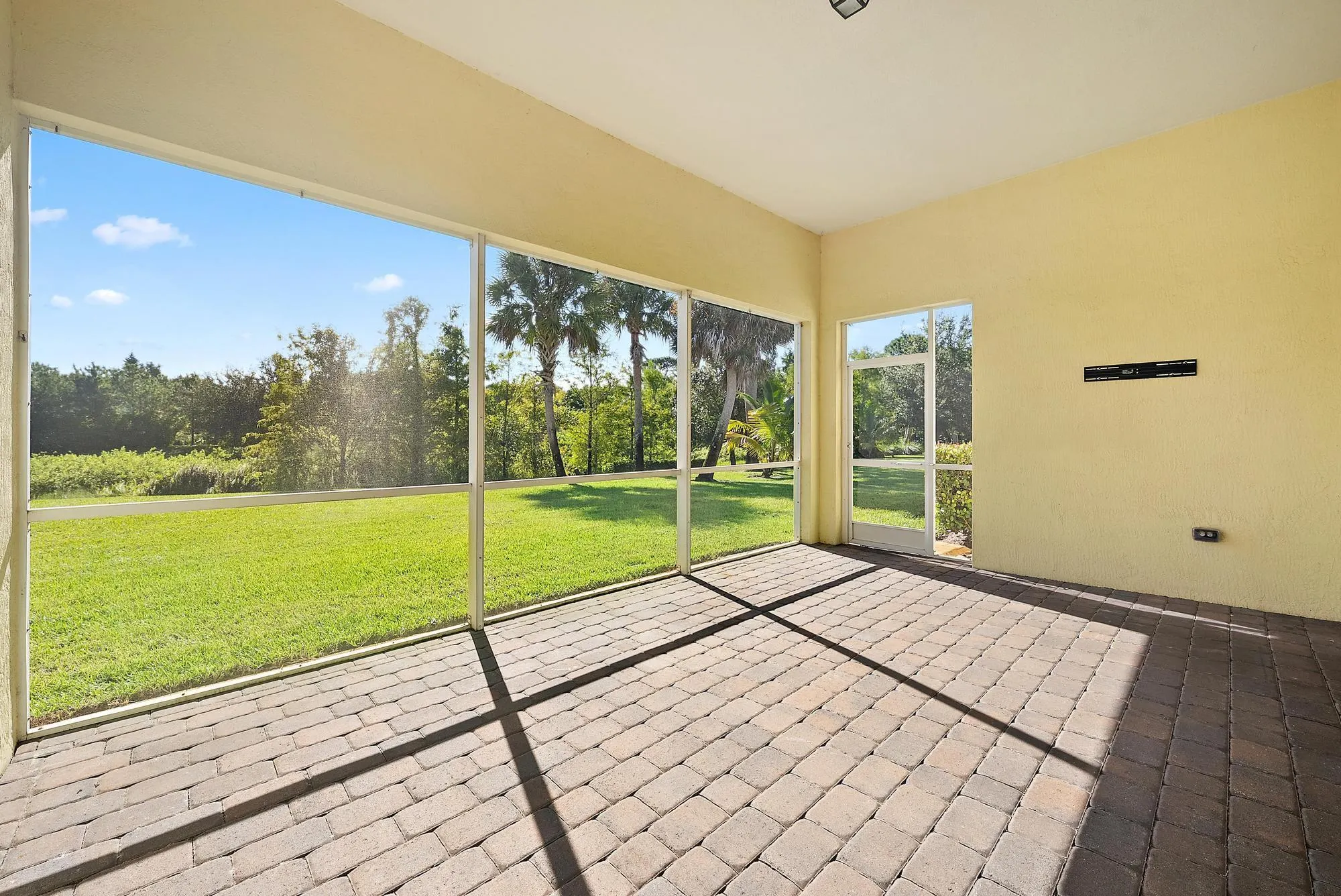127 Shores Pointe Drive