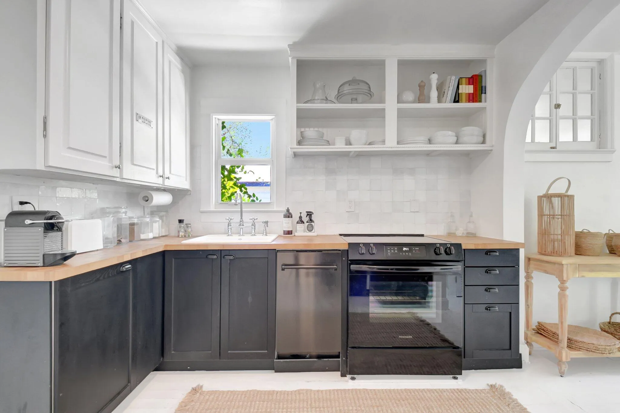 220 S L Street, #1