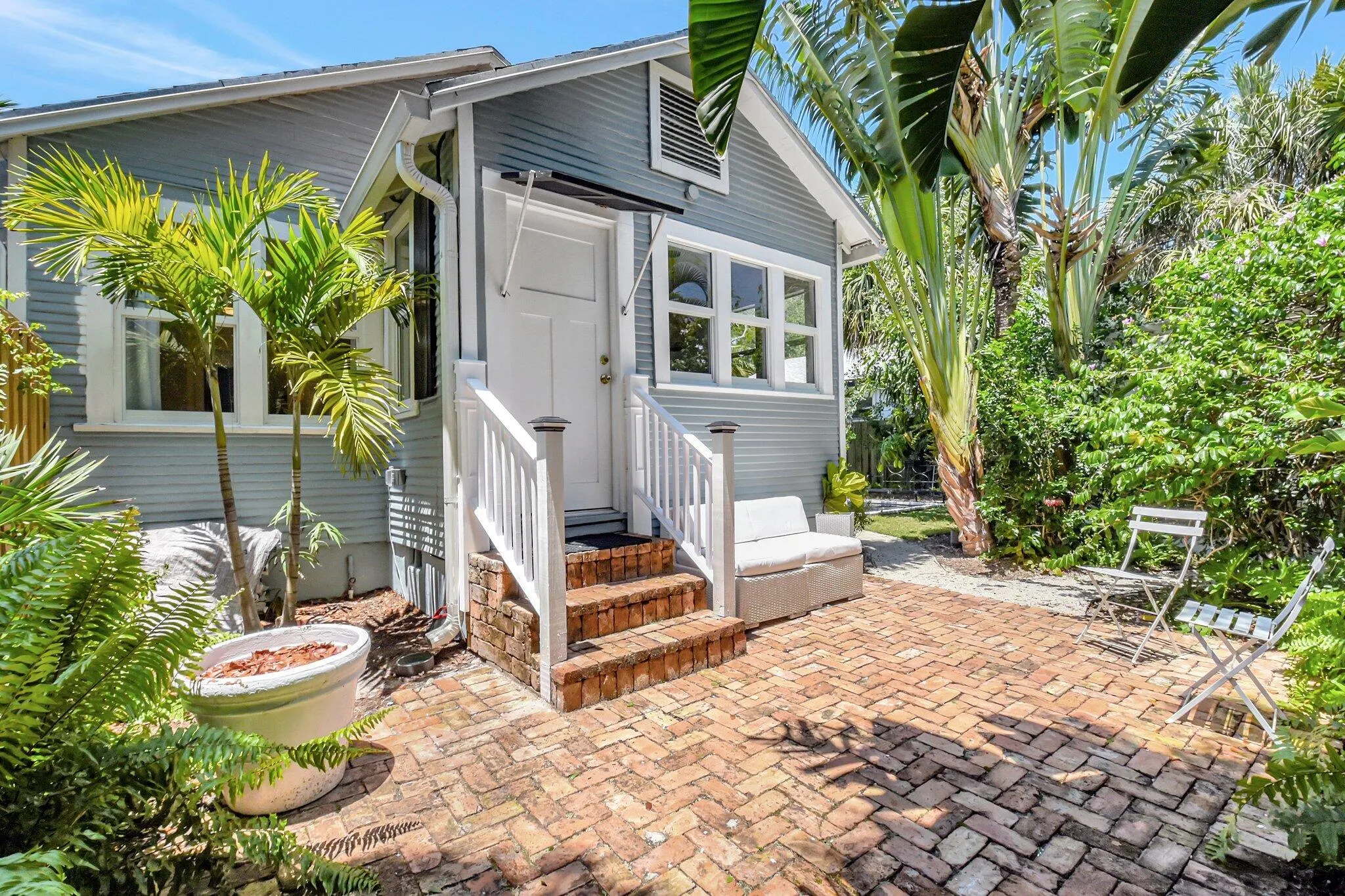 220 S L Street, #1