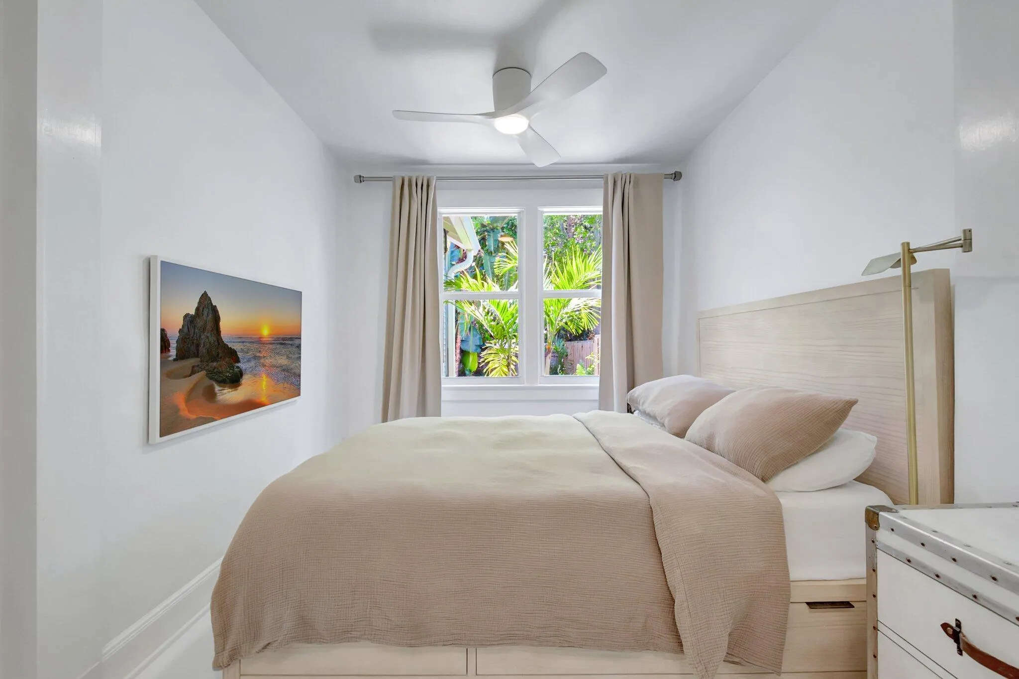 220 S L Street, #1