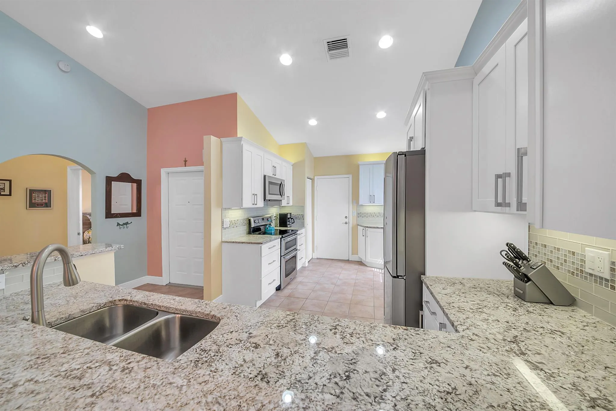 12994 Hampton Lakes Circle