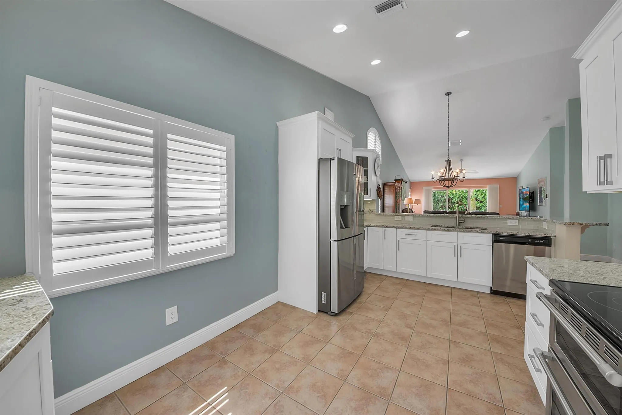 12994 Hampton Lakes Circle