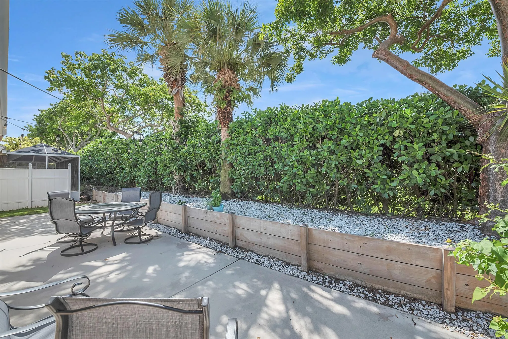 12994 Hampton Lakes Circle