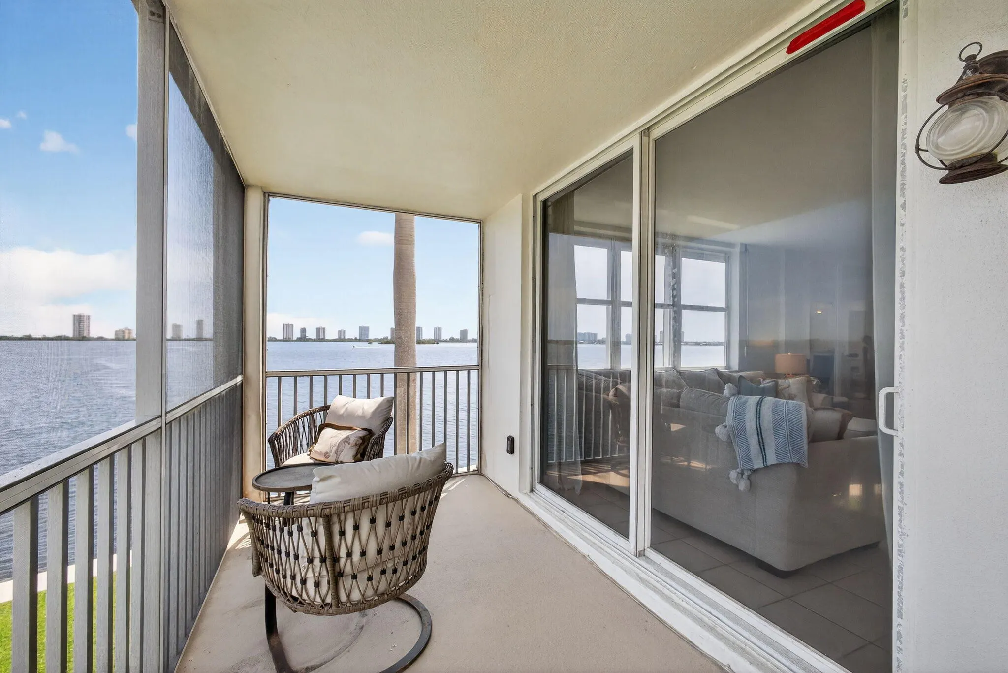 100 Paradise Harbour Boulevard, #204