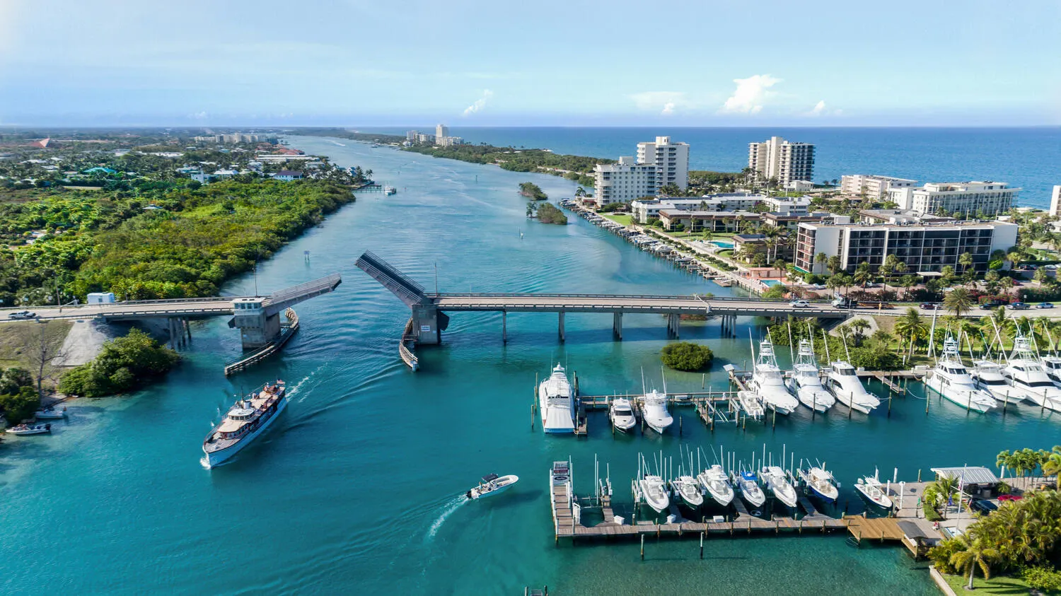 100 Paradise Harbour Boulevard, #204