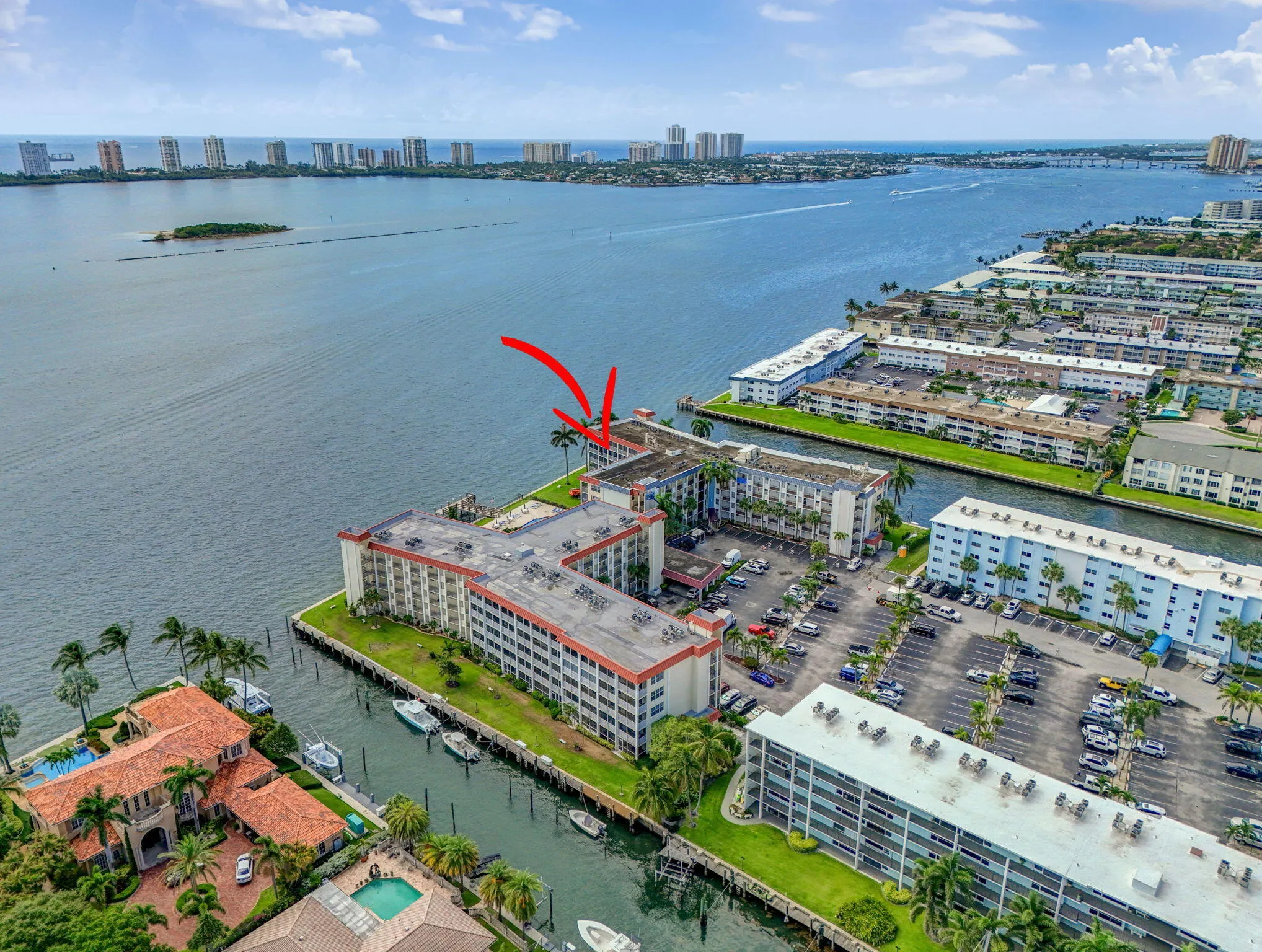 100 Paradise Harbour Boulevard, #204