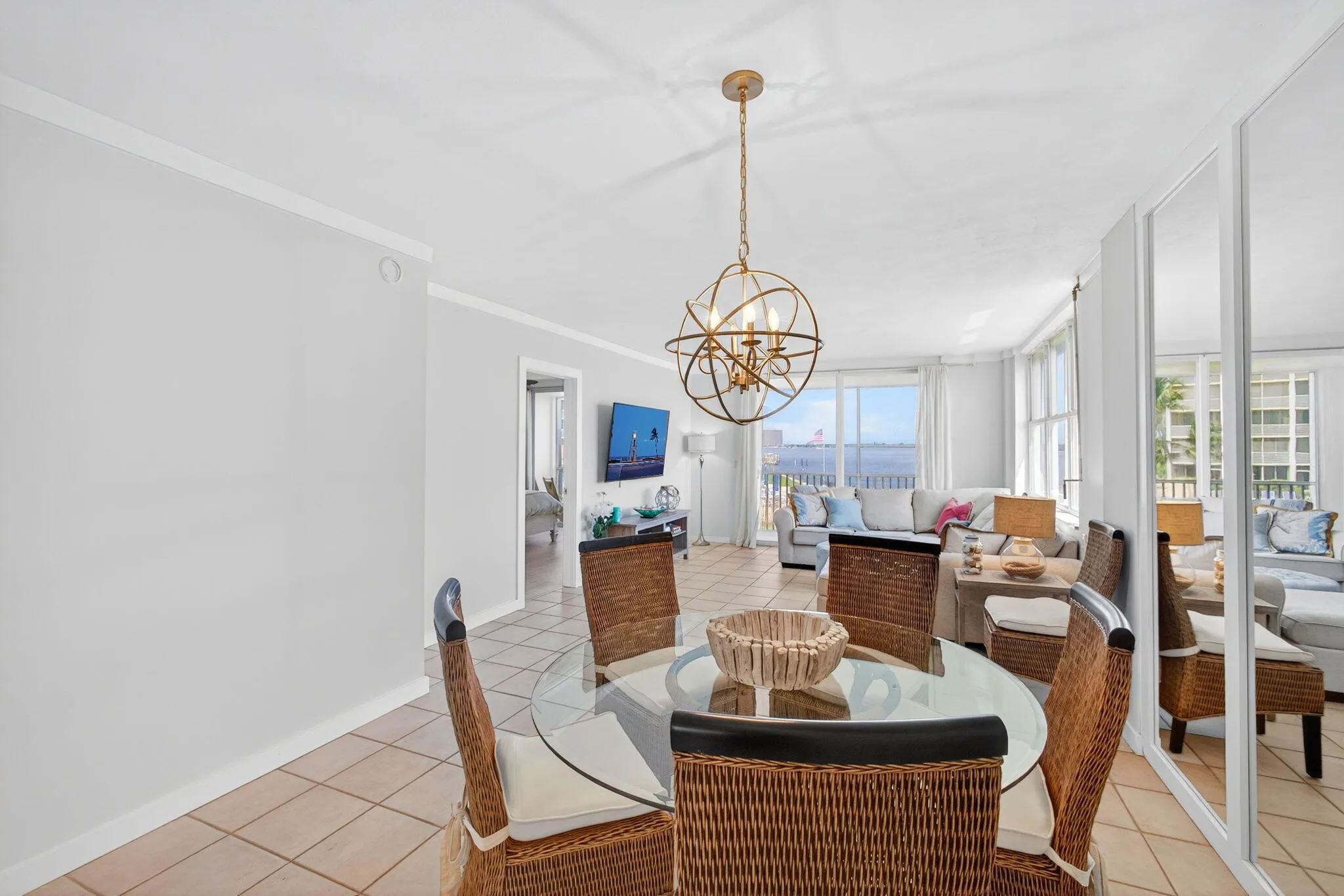 100 Paradise Harbour Boulevard, #204