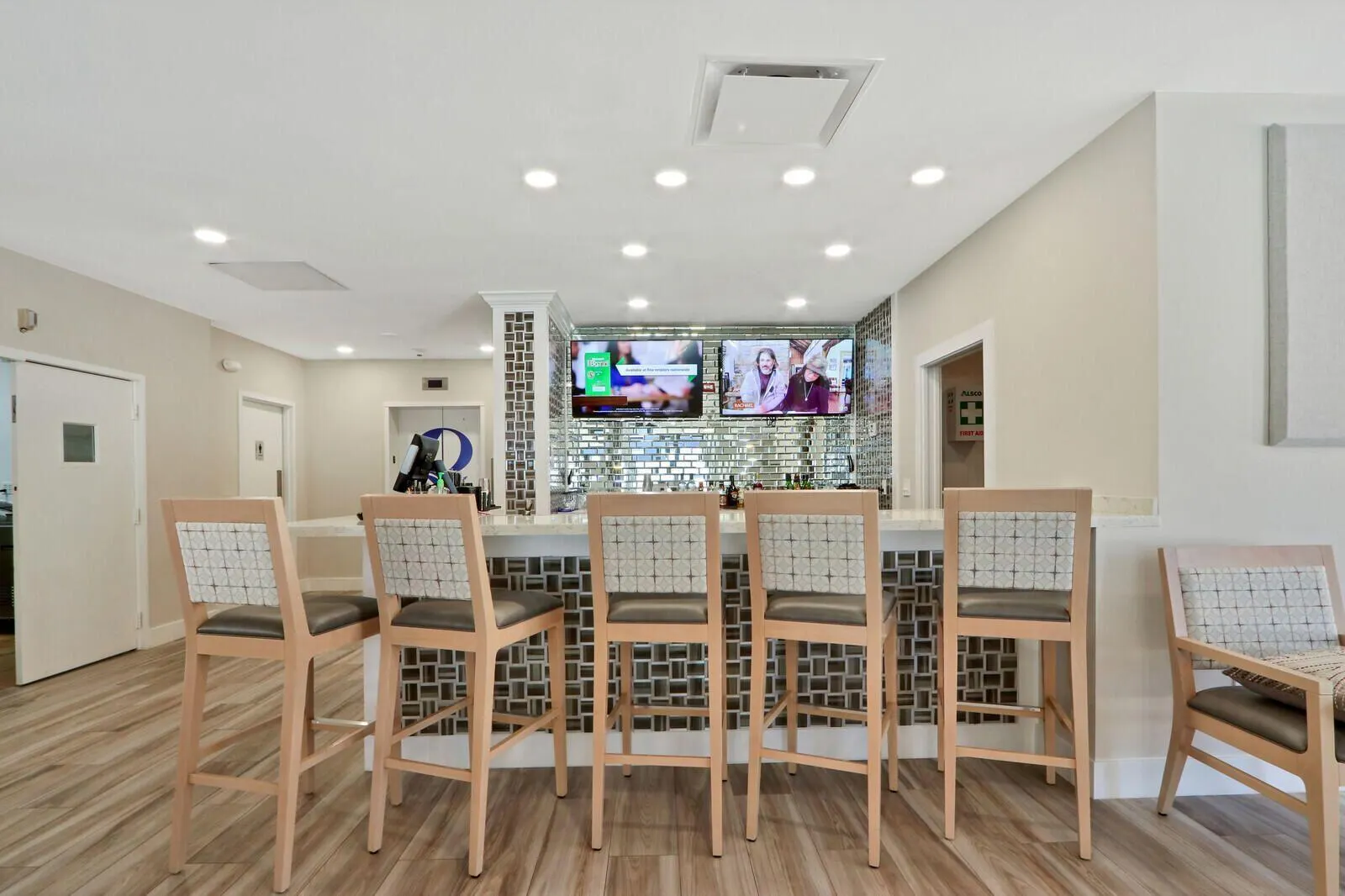 4000 N Ocean Drive, #902